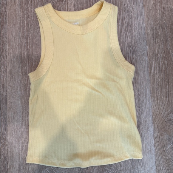 Old Navy Butter Yellow Snug Crop Tank - Picture 2 of 4